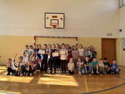 Międzyklasowy turniej w zbijaka klas I–III