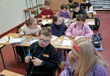 Ułamkowa pizza - matematyczny projekt w klasie 4!